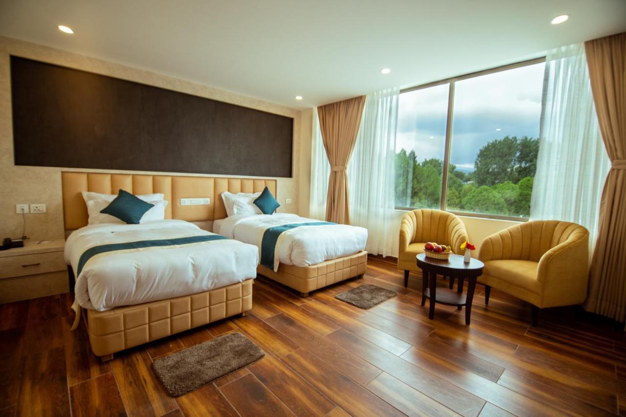 Hotel Black Diamond - Transit Point Inside Hotel Kathmandu Exterior foto